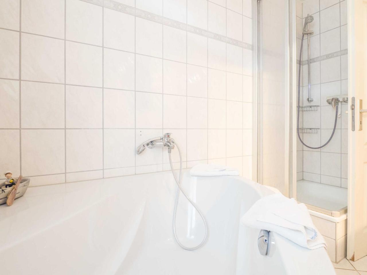 Ferienwohnung Naurulokki Baabe Eksteriør bilde